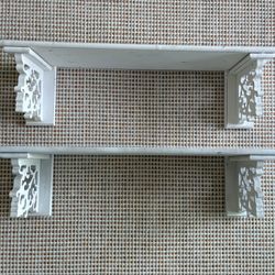 2 Wall-mounted Shelves