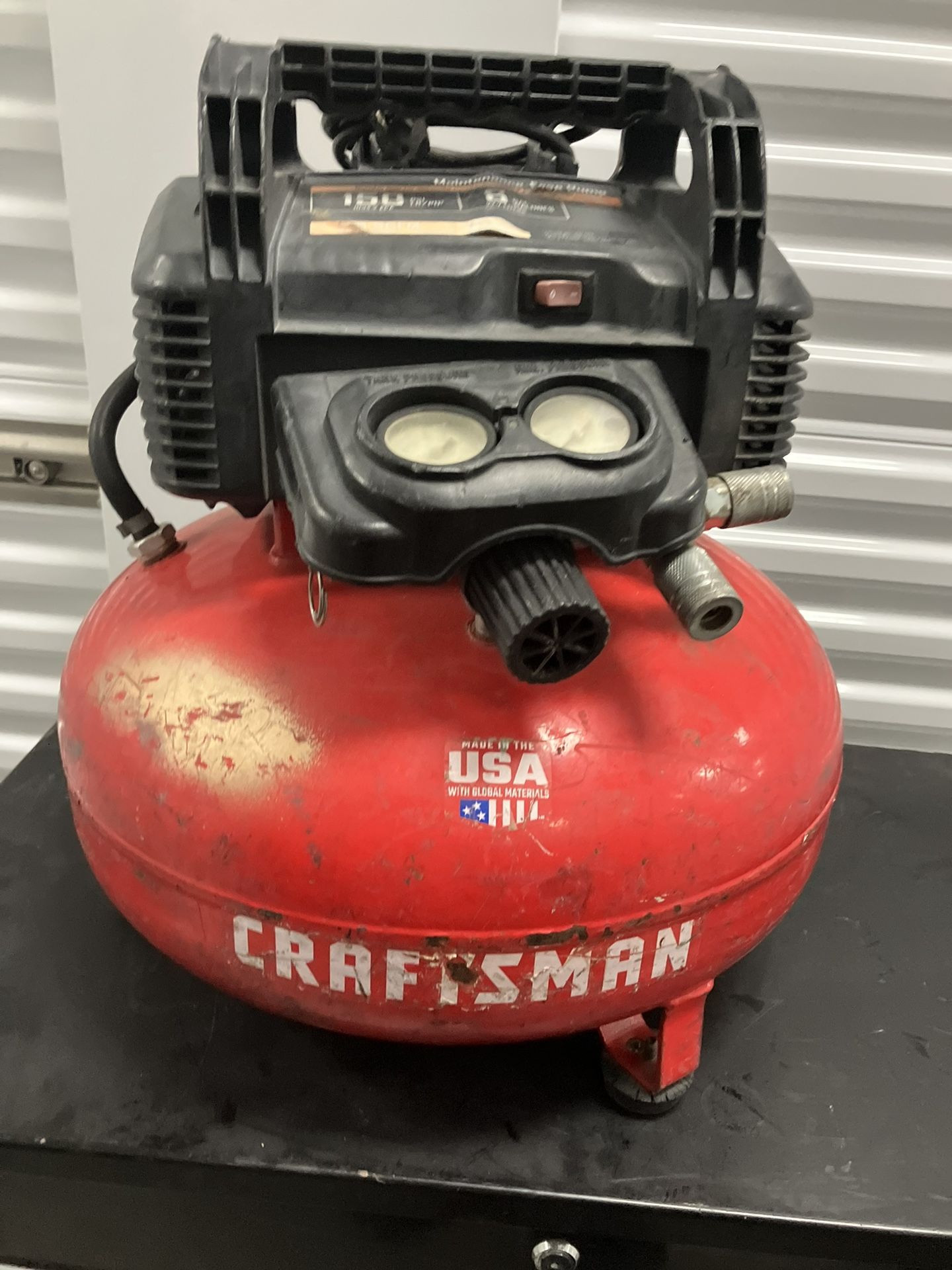 Air compressor