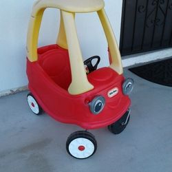 Little Tikes Cozy Coupe 