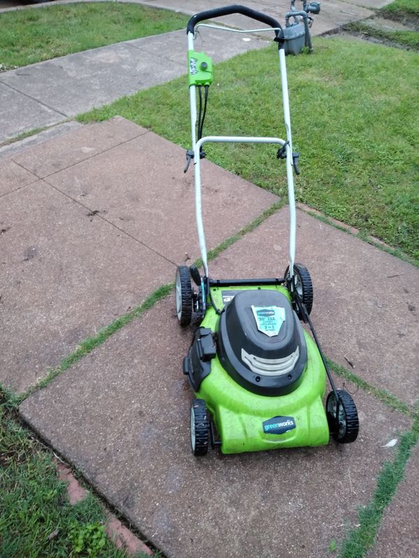 Electric lawn mower safety switch