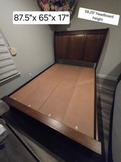 Queen Bed Frame w/ 3 drawers