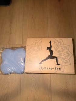 Deep-Zen® Yoga Blocks Wrist Support; Yoga Blocks 2 Pack with Knee Pads and Strap to Put Less Weight on Wrists; Durable, Versatile Yoga Brick Exercise 