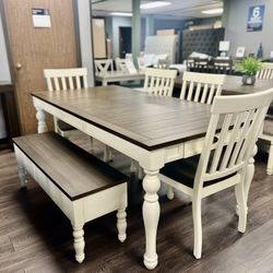 BRAND NEW ✨ Dining Set w Storage Bench! 