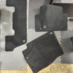 Full Set Of Floor Mats For 2023 Jeep Cherokee