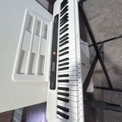Casiotone Keyboard CT-S200we with stand 
