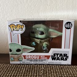 Grogu with cookie Funko