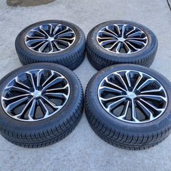 RIMS WHEELS, 215/55/17 TOYOTA COROLLA BOLT PATTERN 5X100 LITTLE MINOR SCRATCHES  TIRES 80%