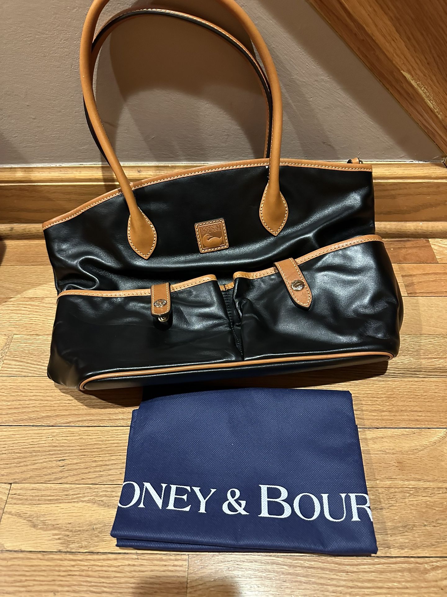 Dooney And Bourke