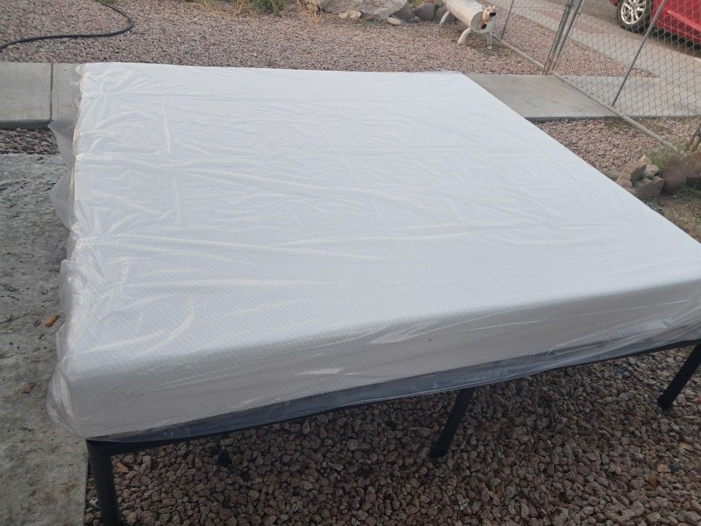 King Size Bed  Frame Mattress Merifoam