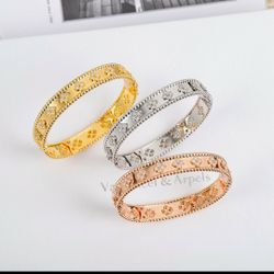 Van/Cleef Bangles