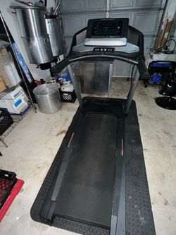 ProForm Sport 8.0 Folding Treadmill – Excellent Condition