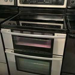 Gas & Electric Stoves