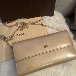 Louis Vuitton Vernis International Wallet