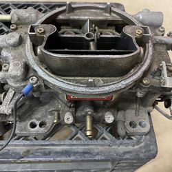 Edelbrock carburetor