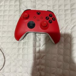 Red Xbox Controller (good)