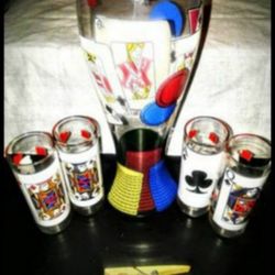 Poker Glasses: One 32oz & 4 Smaller Glasses, Firm Available W/Paypal