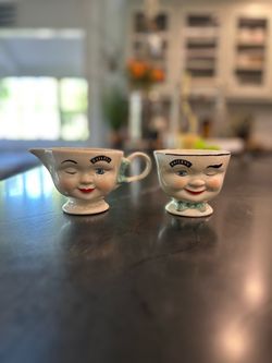 Bill 1996 Limited, edition, winking face creamer and sugar bowl set