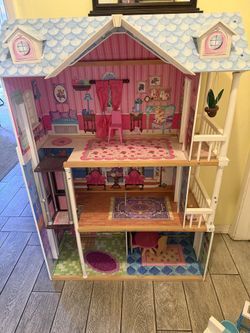 Doll House