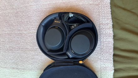 Sony WH-1000XM4