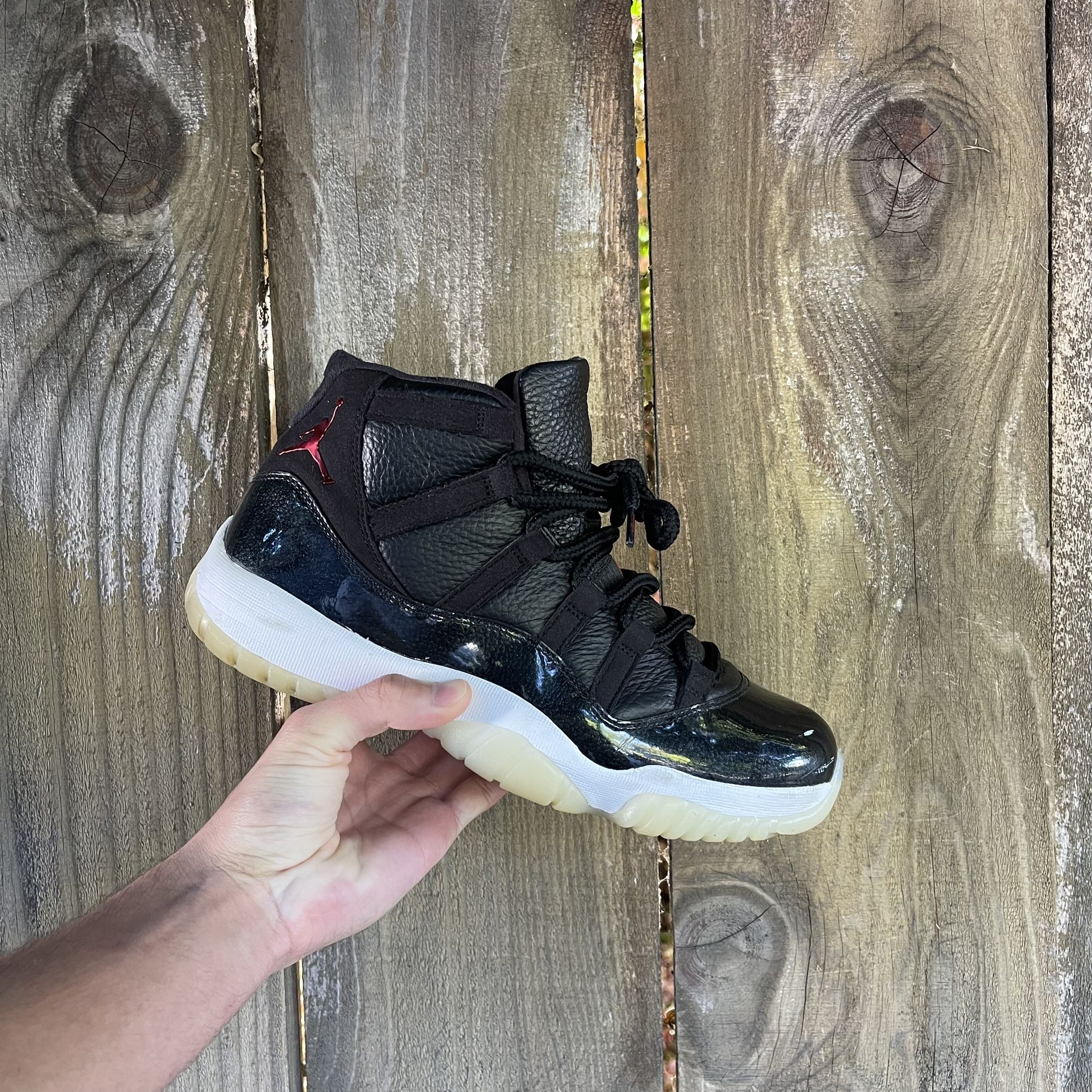 Jordan 11 Retro “72 10” ♣️ Size: 9 Men’s