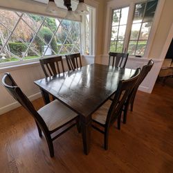 Bassett Dining Table and Chairs 