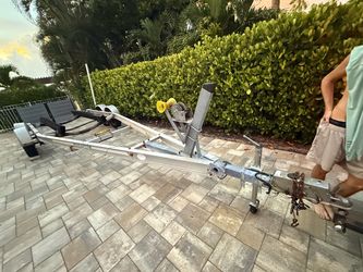 Boat trailer