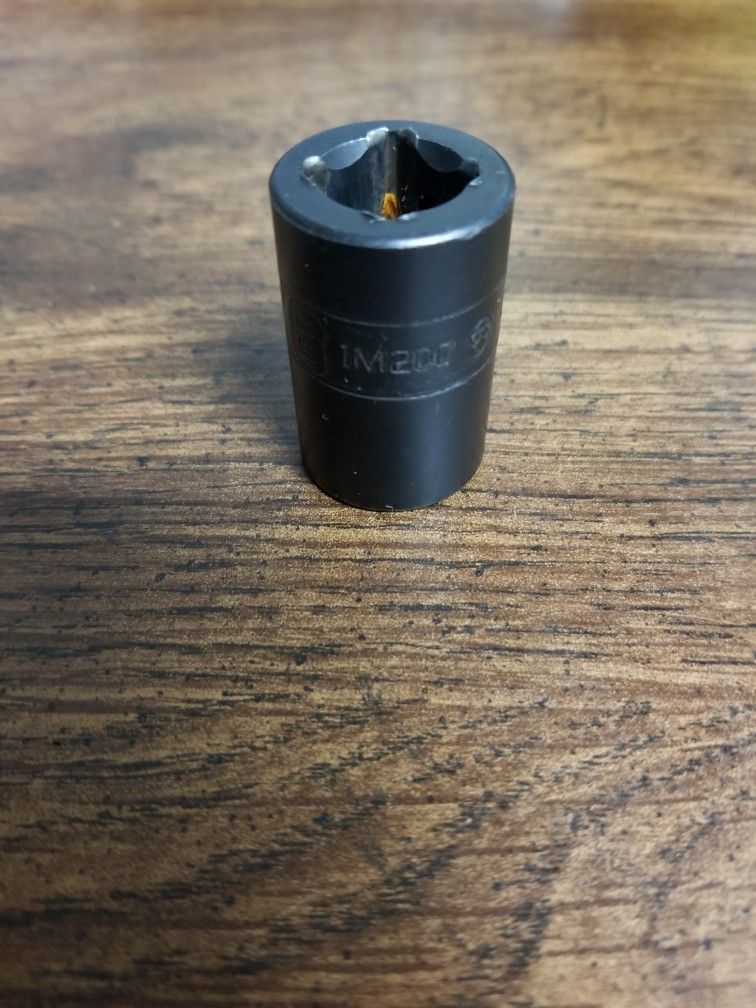 Snap On IM200 5/8 Shallow Impact Socket