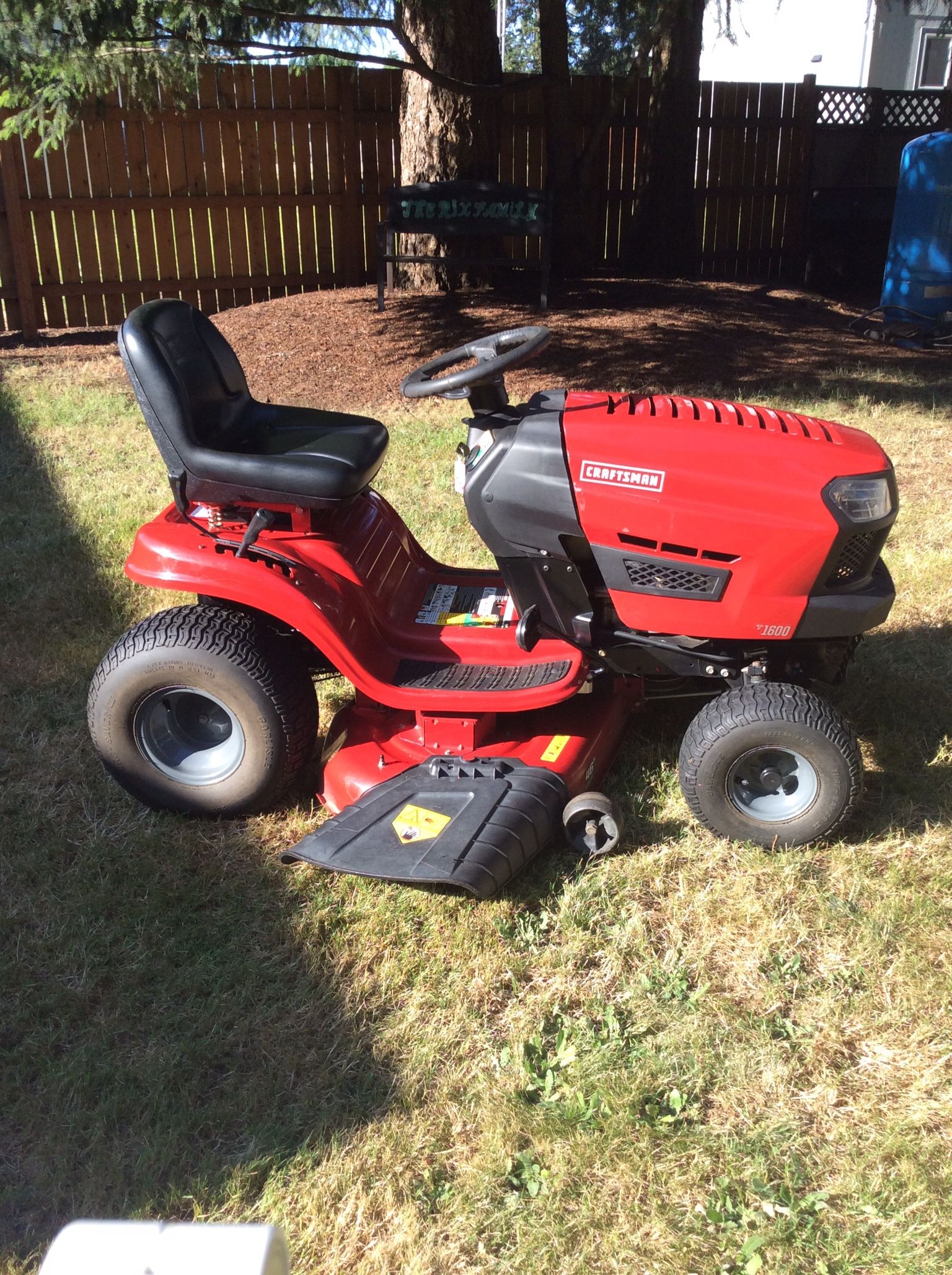 Craftsman T1600 Riding Mower