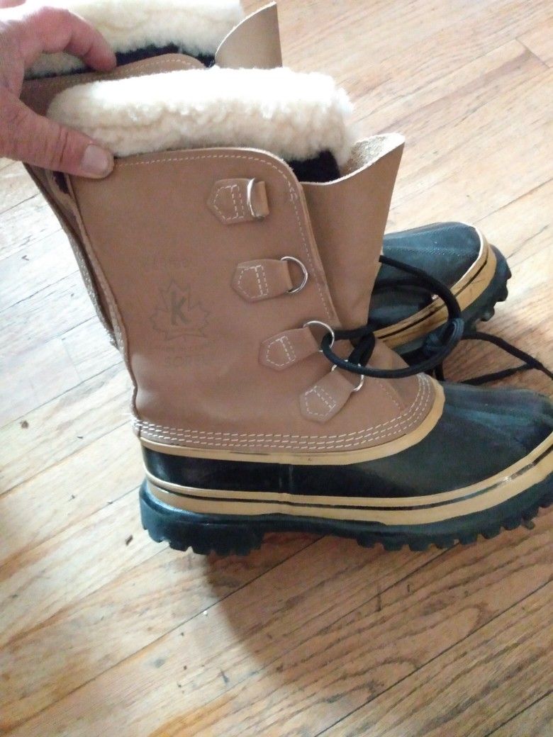 Sorrel Caribou Rain Boots