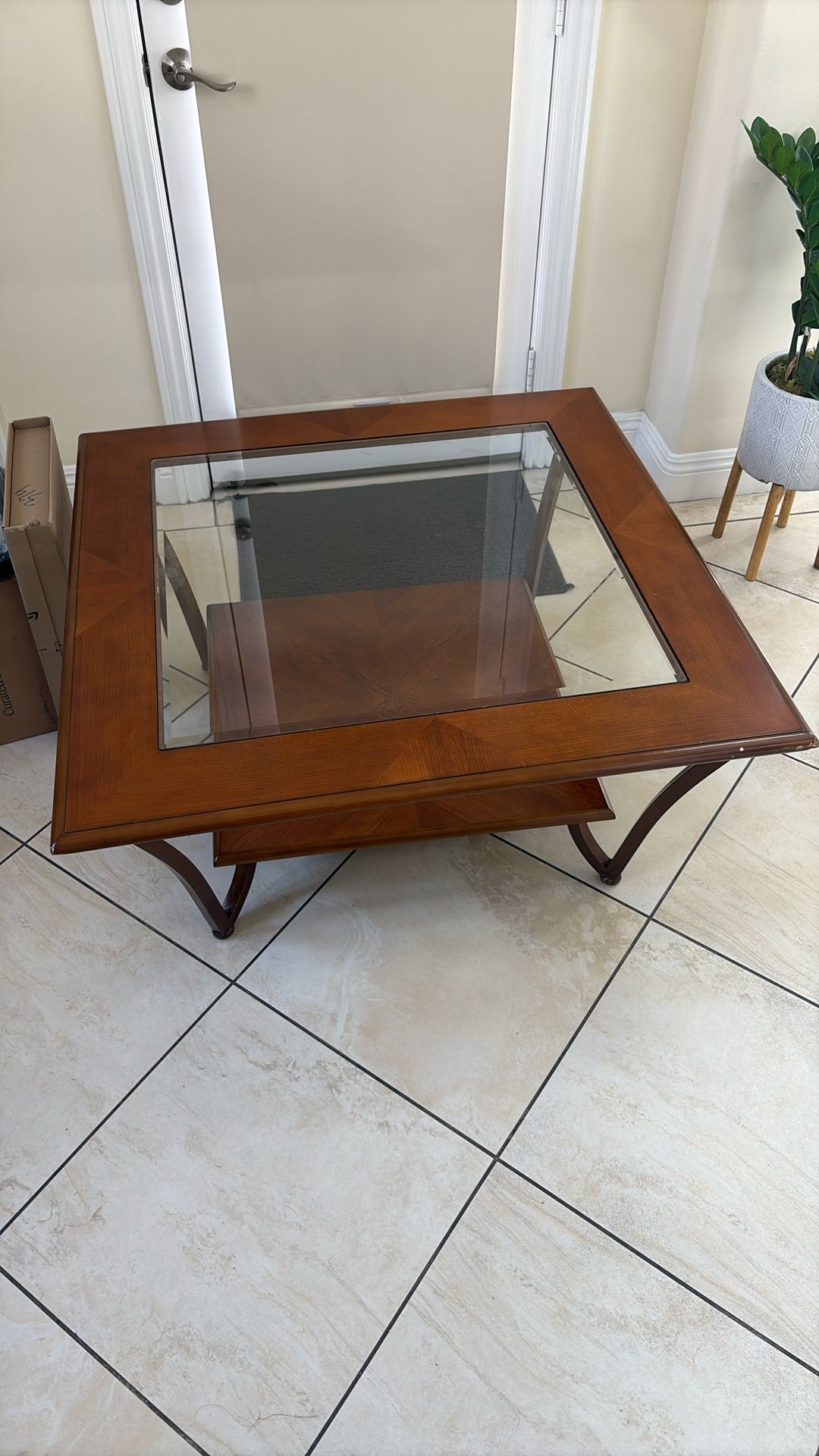 Free Coffee Table