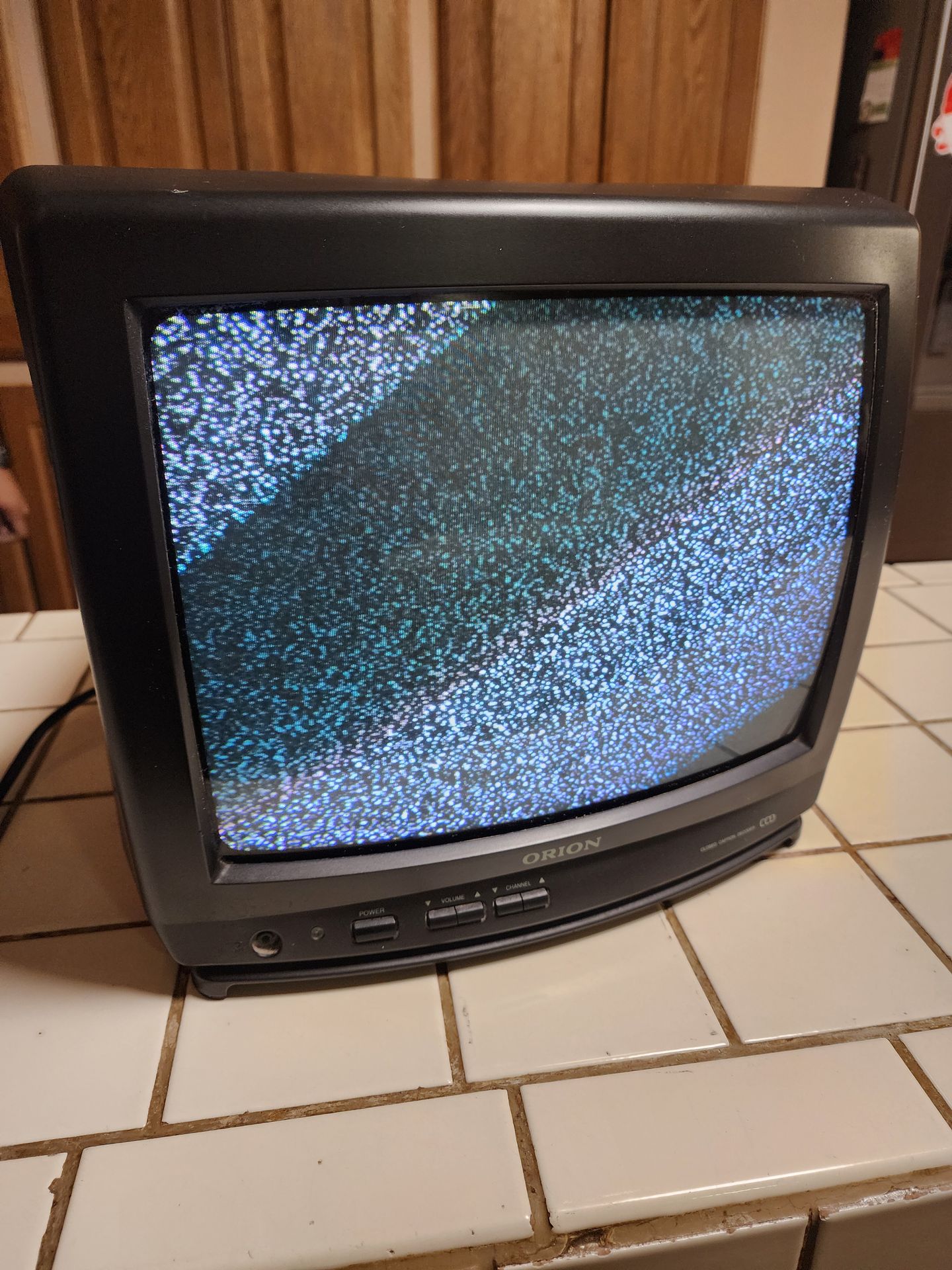 Orion TV1329 CRT TV Vintage Television 13