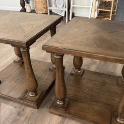 End table / Side Table 