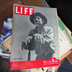 Life Magazine, May 27, 1946 - Ozark farmer

Original Life Magazine from May 27, 1946 - Ozark farmer
