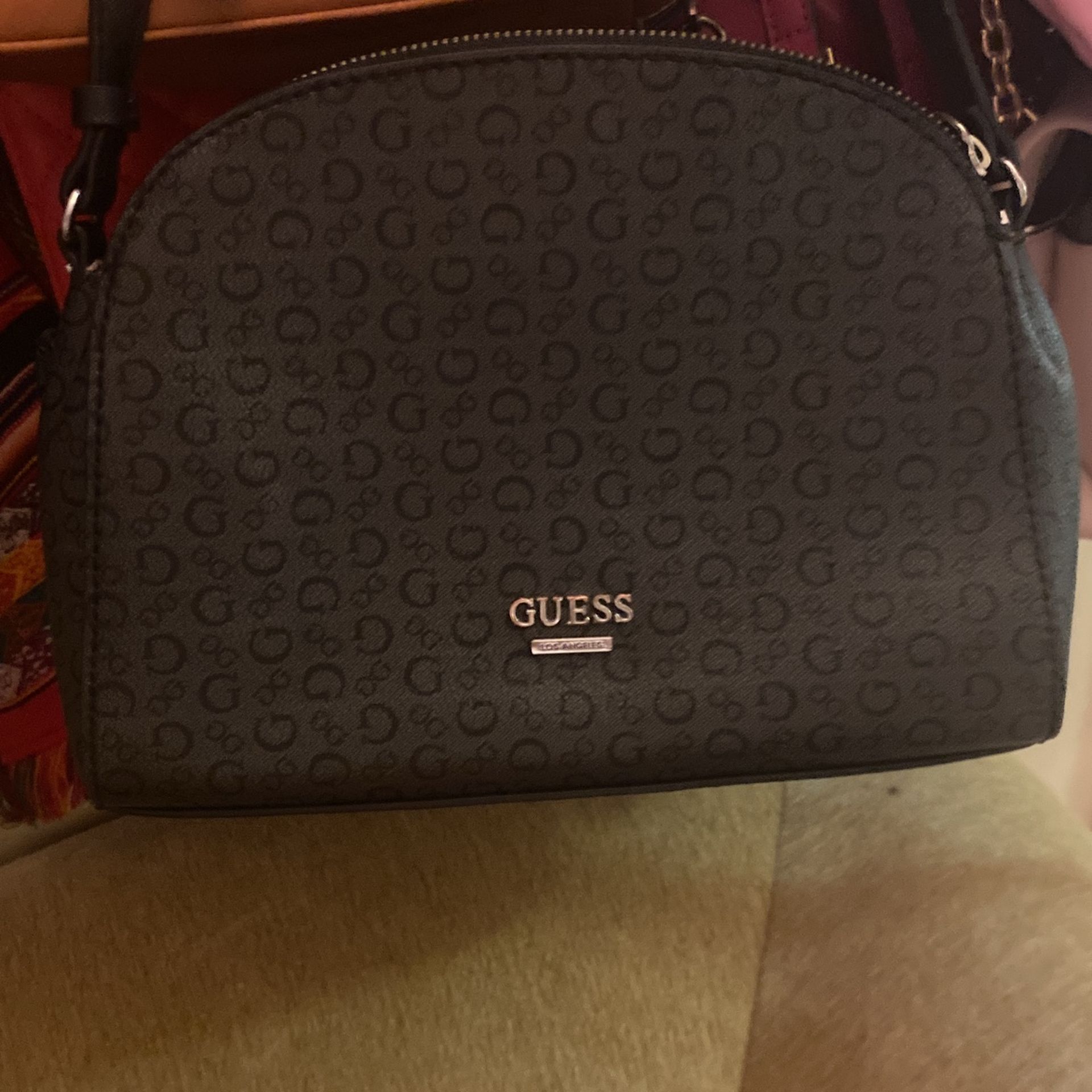 New Guess Bag