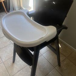 Baby High Chair (safety 1st)
