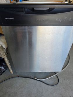 Stainless steel dishwasher