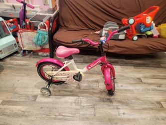 Girls bike cycle