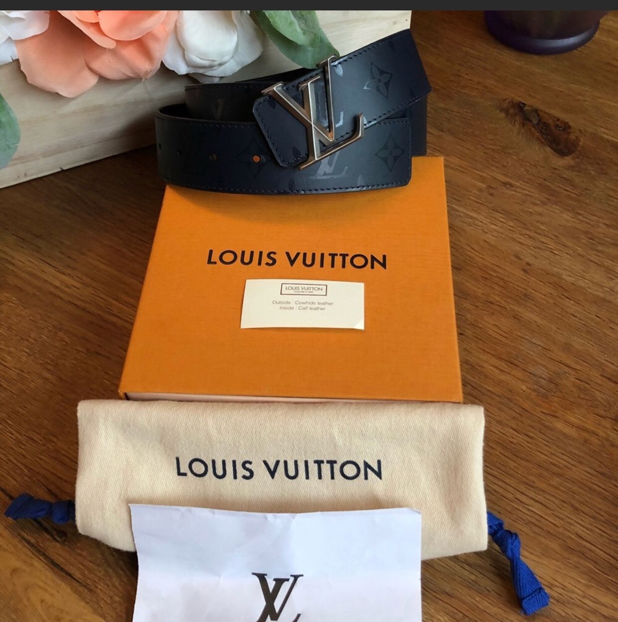Authentic Louis Vuitton pyramide 40mm Reversible belt size 36 for