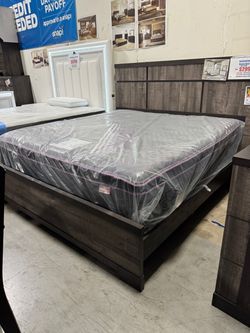 QUEEN BED FOR SALE (AVAILABLE IN KING*) !!NO CREDIT NEEDED !! TAKE IT HOME TODAY!! 🚛 SAME DAY DELIVERY AVAILABLE 🚚 Se Habla Español