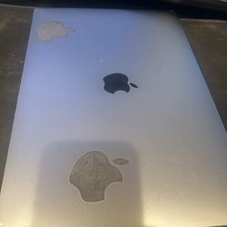 MacBook Air M1 (2020) 16GB RAM 256GB SSD – Works Great