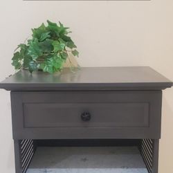 ‼️PRICE DROP ..... ONE (1) SINGLE~DRAWER SIDE TABLE with TWO SHELVES and LOUVERED SIDES (by PIER 1)