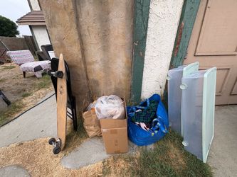 Free women’s kids clothes stuff