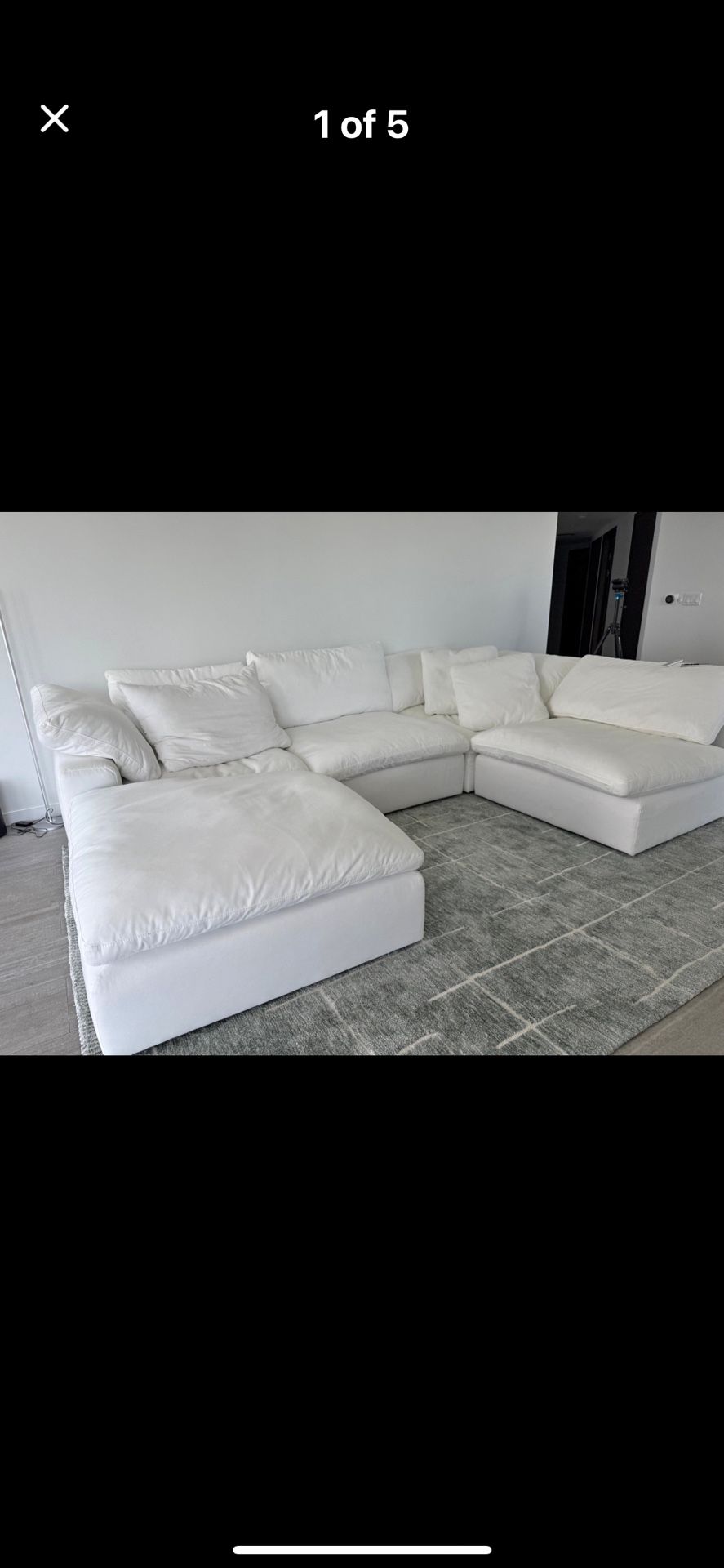 White Sofas And Sectionals In Stock