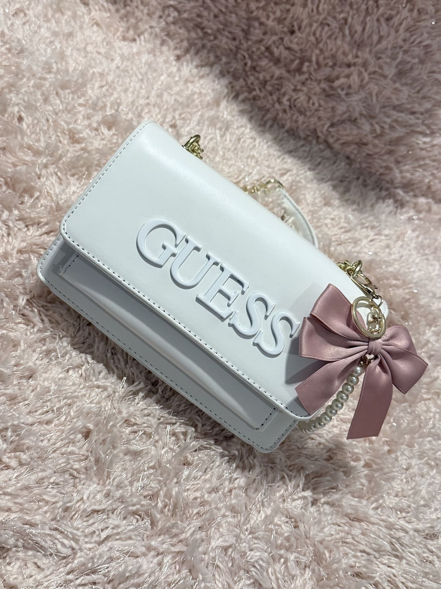 All White Guess Bag 🤍✨