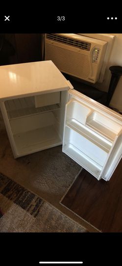 Mini refrigerator
