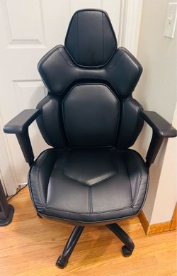 Gaming chair/office chair