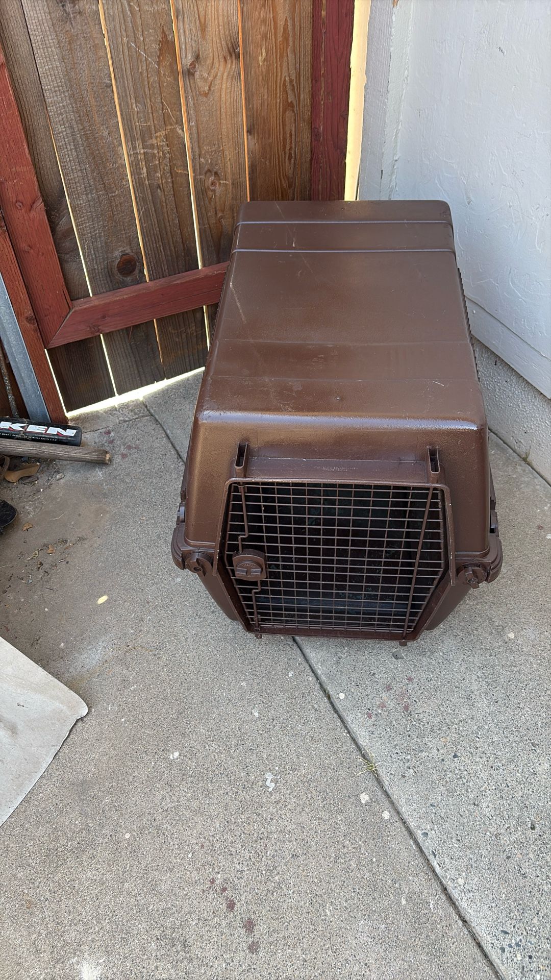 Medium Size Dog Kennel