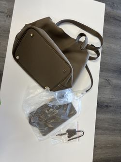 Taupe Genuine Leather Tote Bag – New w/ Accessories