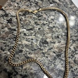 10 Karat Chain For Sale