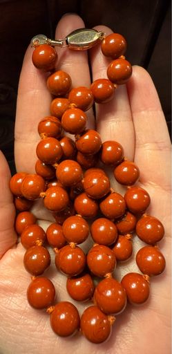 Vintage Orange Bead Necklace with 750 18K Gold Clasp, Knotted, Natural Stone
